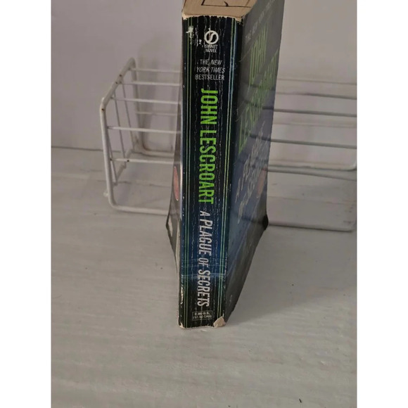 Book: A Plague of‎ Secrets - Picture 2 of 5